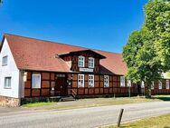 Reiterhof mit liebevoll sanierten Gebäuden und Wiesen - Groß Pankow