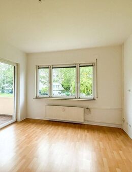 Renovierte 2-Zimmer-Wohnung mit Balkon in ruhiger Lage von Marienfelde - Berlin