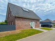 In 5 Minuten am Spieksee! Modernes Einfamilienhaus mit Carport auf großem Grundstück! - Rhede (Ems)