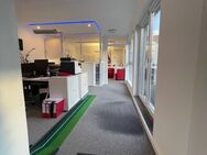 Helles modernes freistehendes Bürogebäude mit Ladengeschäft - Baden-Baden