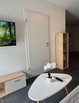 *VOLL MÖBLIERTES* Gemütliches Apartment mit EBK und Balkon - Fuldatal