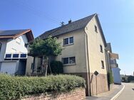 Einfamilienhaus mit 6 Zimmern in der Nähe von Wertheim - Wertheim