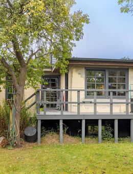 Einfamilienhaus mit großem Garten und Ausbaupotenzial auf einem Erbpachtgrundstück - Wedel