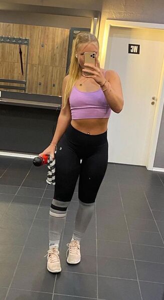 Fitness Girl sucht in Homburg