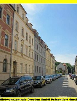 !!! PREISHIT !!! 2-R-Dachgeschoss-Wohnung !!! - Meißen