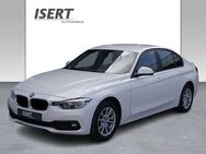 BMW 318 d xDrive Lim. Advantage+LED+PDC+SHZ+SPORTSITZ - Kronach