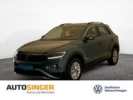 VW T-Roc, 1.0 TSI Life DIGITAL, Jahr 2023 - Kaufbeuren