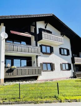 BERGBLICK - HELL - RUHIG - 2-Zimmer Etagenwohnung mit Balkon in Lechbruck am See - Lechbruck (See)