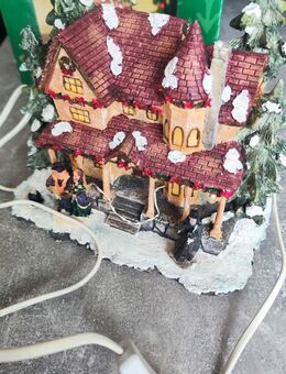 Weihnachtshaus mit Beleuchtung Deko - Klingenthal