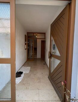 Mehrfamilienhaus mit XXL-Grundstück - Viel Platz für Ihre Ideen und Visionen - Oberdachstetten