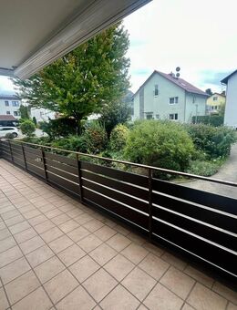 Schriesheim: Gepflegte Erdgeschosswohnung mit Balkon und Stellplatz - Schriesheim