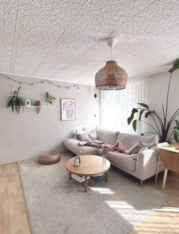 Ideal für Kapitalanleger! Attraktive 2 Zimmer-Wohnung in zentraler Wohnlage! - Stuttgart