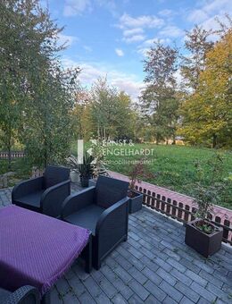 Familientraum: 5-Zimmer-Wohnung mit Balkon, Terrasse & Stellplatz in guter Lage - Kitzingen
