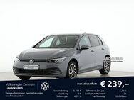 VW Golf, VIII eTSI Move, Jahr 2023 - Leverkusen