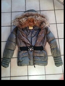 Winterjacke mit Echtfell olivgrün - Brunnen