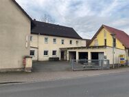 Zweifamilienhaus mit Entwicklungspotential in Oberhaid zu verkaufen! - Oberhaid (Bayern)