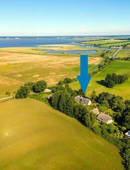 Zwei-Familien-Haus am Wasser - Wohnen, wo andere Urlaub machen - Pruchten