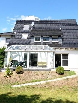Saniertes Schmuckstück mit Charme - Einfamilienhaus mit weitläufigem Garten in Heringen ! - Heringen (Werra)