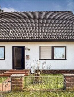 Gemütliches Einfamilienhaus mit solidem Mietertrag - Ihre Investition in eine sichere Zukunft - Lilienthal