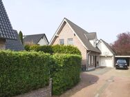 Grenzland-Immocenter: Schickes EFH mit Garage im Landhausstil in Sackgassenlage in Epe! - Gronau (Westfalen)