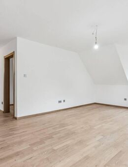 PROVISIONSFREI! - Hochwertig kernsanierte 3-Zimmer-Dachgeschosswohnung! - Schwabmünchen