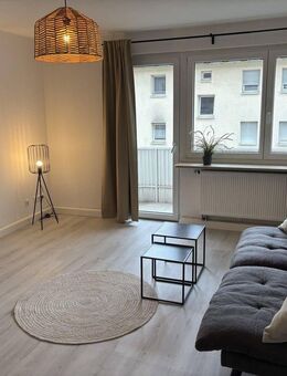 Vollmöblierte helle 3 Zimmer Wohnung | Balkon EBK zentral & ÖV Anbindung - Nürnberg