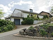 Helles Zweifamilienhaus mit Südgarten und Weitblick! Optimale Lage! - Bergneustadt