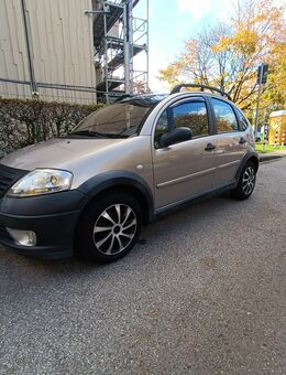 Citroen C3 1.4 Automatik (Sensodrive), 88 PS, Panoramadach, Klimaauto, Sport-Optik, Unfallfrei, TÜV bis 08.2027 - Aachen