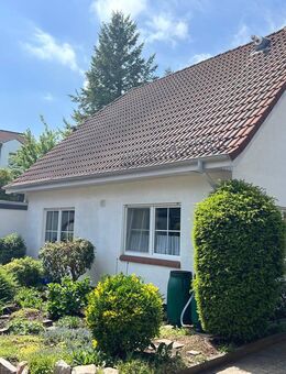 PURNHAGEN-IMMOBILIEN - Ritterhude - Moderne und gepflegte Doppelhaushälfte mit Garage in zweiter Reihe - Ritterhude