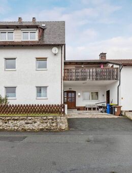 Mehrfamilienhaus mit diversen Nutzungsmöglichkeiten - Weidenberg