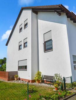 Große Doppelhaushälfte mit schönem Garten und Garage in toller Lage in Königsbrunn - Königsbrunn