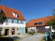 Pure Idylle im Hohenloher Land, wunderschönes saniertes Bauernhaus mit Scheune / Stallung (Tier u. Pferdehaltung mögl.) - Zweiflingen