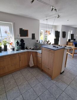 Gepflegtes EFH in ruhiger Siedlungslage - Falkenfels