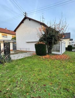 Einfamilienhaus mit großem Grundstück, Wintergarten & Entwicklungspotenzial - Nordenstadt - Wiesbaden