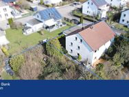 Dreifamilienhaus mit Wasser-Wasser-Wärmepumpe, großem Grundstück und zusätzlichem Baugrundstück - Nersingen