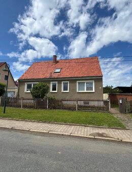 Geräumiges Einfamilienhaus mit viel Potential zwischen Weimar und Erfurt - Nohra (Landkreis Weimarer Land)