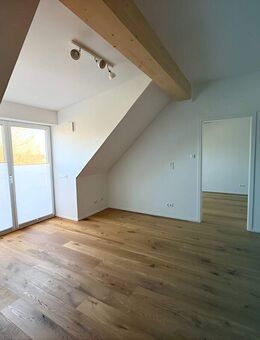 Modernes Wohnen in ruhiger Lage: 2-Zimmer-Neubauwohnung mit EBK und BALKON - Oberding