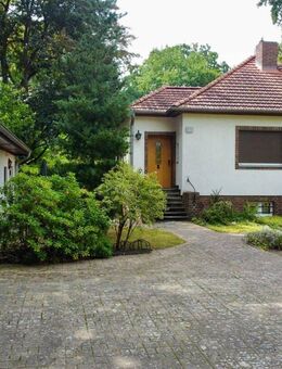 Residential home with development potential - extra building plot for families or investors - Falkensee