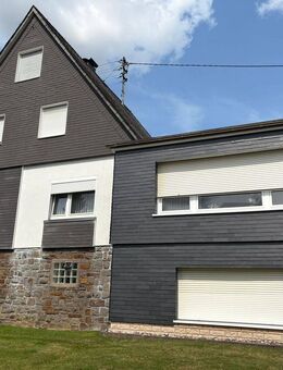 Renovierungsbedürftiges EFH mit großzügigem Grundstück und 4 Garagen - Neunkirchen (Nordrhein-Westfalen)
