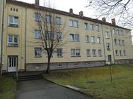 SOFORT einzugsbereit: Sanierte Wohnung in ruhiger, grüner Lage! Drei helle Räume // Bad mit Wanne! - Gera
