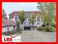 2 ZIMMER ERDGESCHOSSWOHNUNG MIT ca. 80m² WFL UND 2 TG PLÄTZE NÄHE STADTPARK VON SULZBACH - Sulzbach-Rosenberg