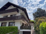 Freistehendes Mehrfamilienhaus mit riesigem Garten, ruhige, gehobene Lage in Zarten - Kirchzarten