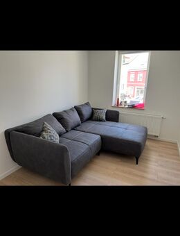 Neuwertiges Sofa - Creußen Zentrum