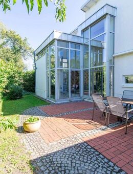 Sehr ruhig gelegene Stadtvilla mit Kamin, Sauna uvm. in Bestlage - Berlin