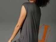 Aniston CASUAL T-Shirt mit Frontdruck, teilweise glitzernder Folienprint