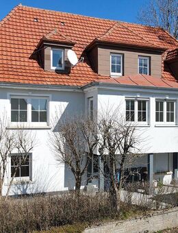 Generationenhaus mit viel Charme ... tollem Garten, plus moderner Technik und neuer Heizung - Meßstetten