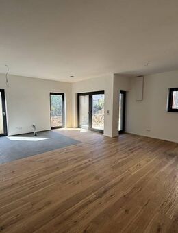 TRIER - Zewen - Moderne, barrierefreie Neubauwohnung im Herzen von Trier-Zewen - Trier