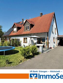 Familienfreundliche moderne Doppelhaushälfte in ruhiger Lage - Gremsdorf