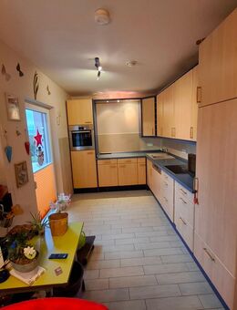 Nolte Einbauküche in Buche/blau, L-Form, OHNE EINBAUGERÄTE - Bad Salzdetfurth