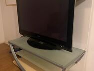 Fernsehen LG mit Lowboard TV - Eppingen